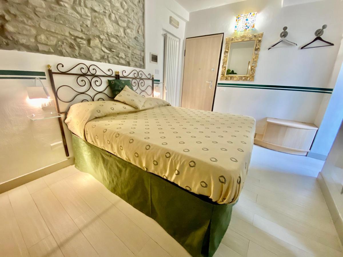 The Manarola Main Plaza Hotel Eksteriør billede