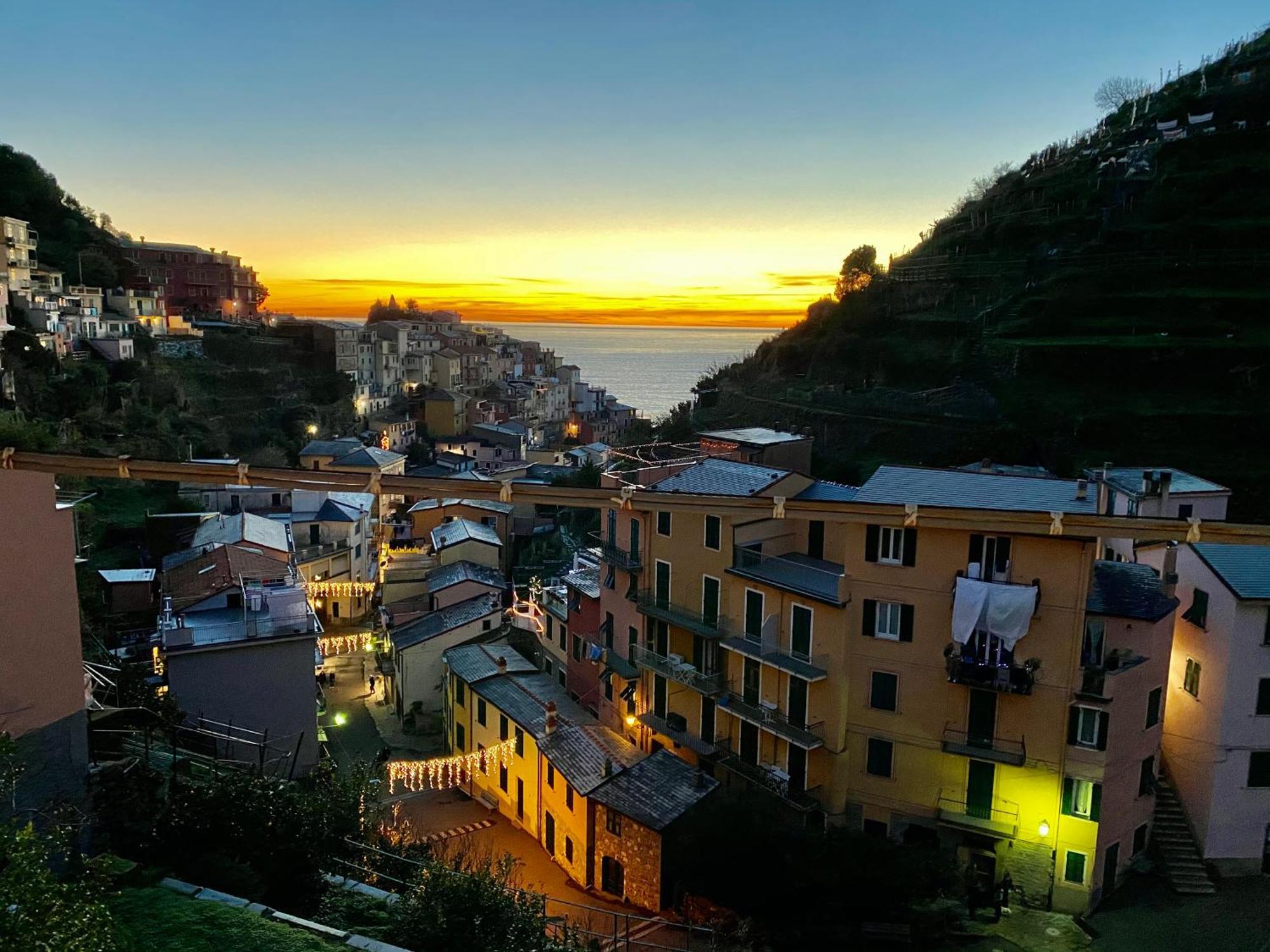 The Manarola Main Plaza Hotel Eksteriør billede